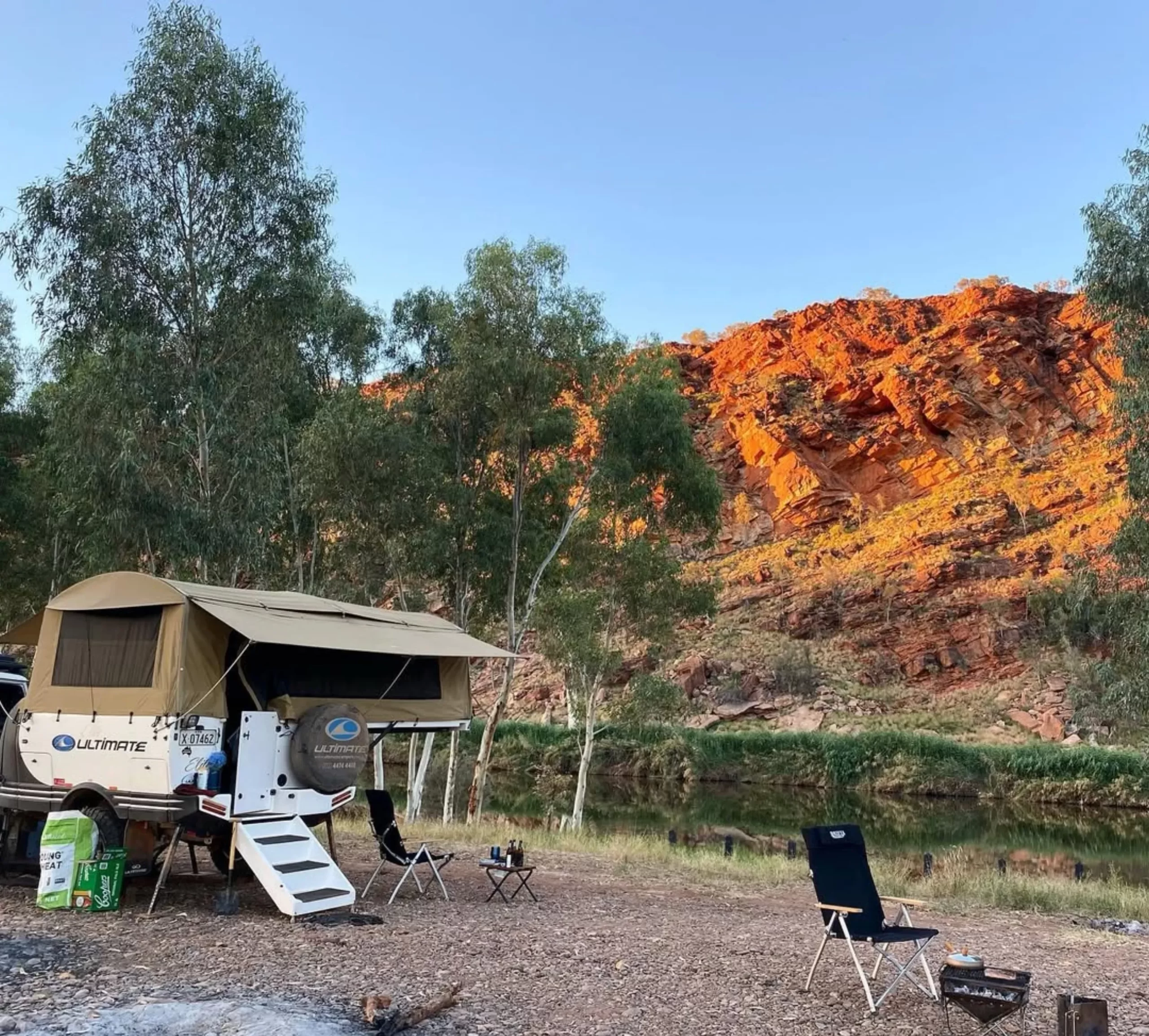 cooking shelters, Larapinta